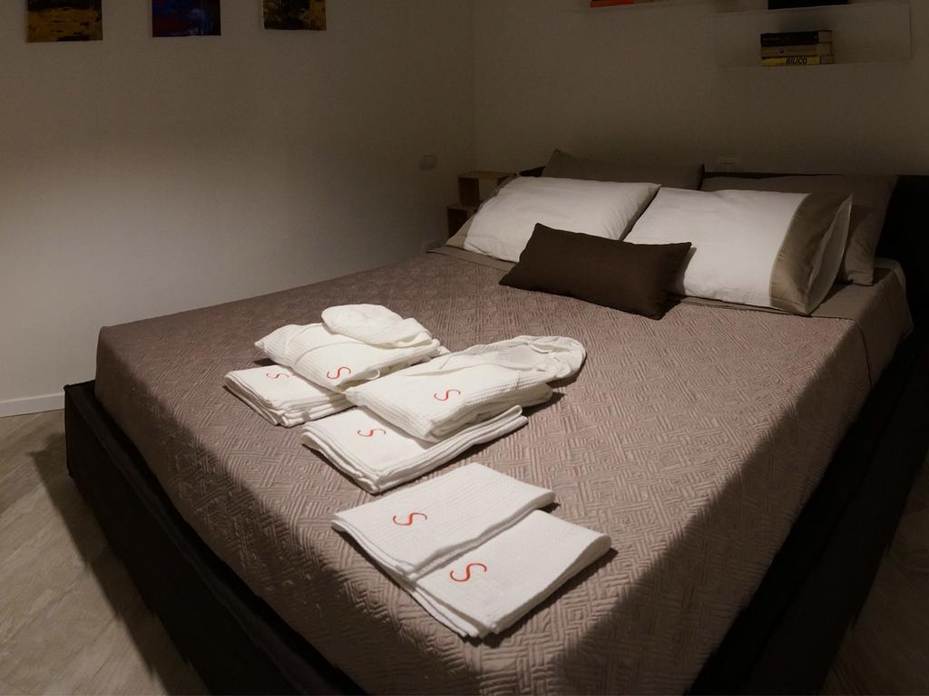 Les Suites di Parma - Luxury Apartments Chambre photo